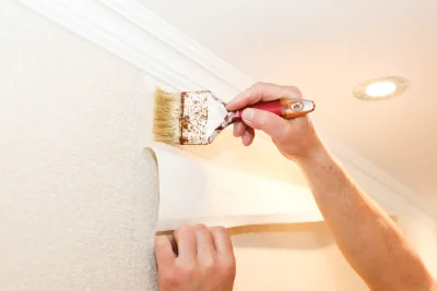 Pose de papier peint à Giat — revêtements muraux et toiles de verre